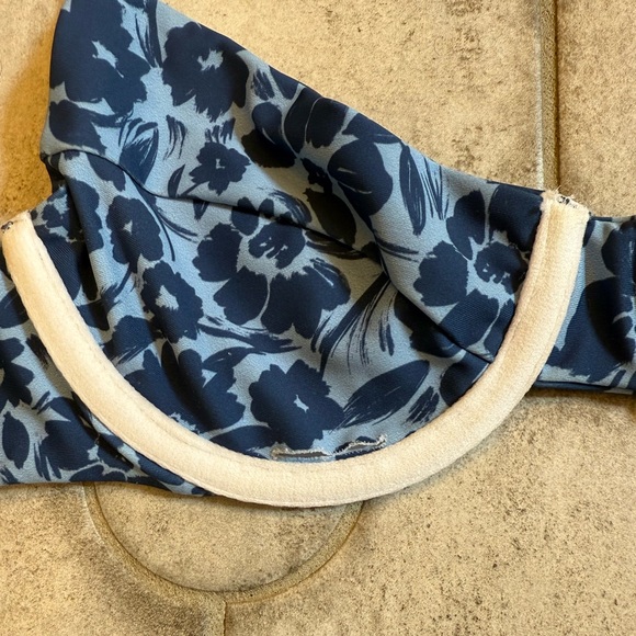 Skatie Swimsuit Set Nanuku- Size Small - Picture 6 of 7